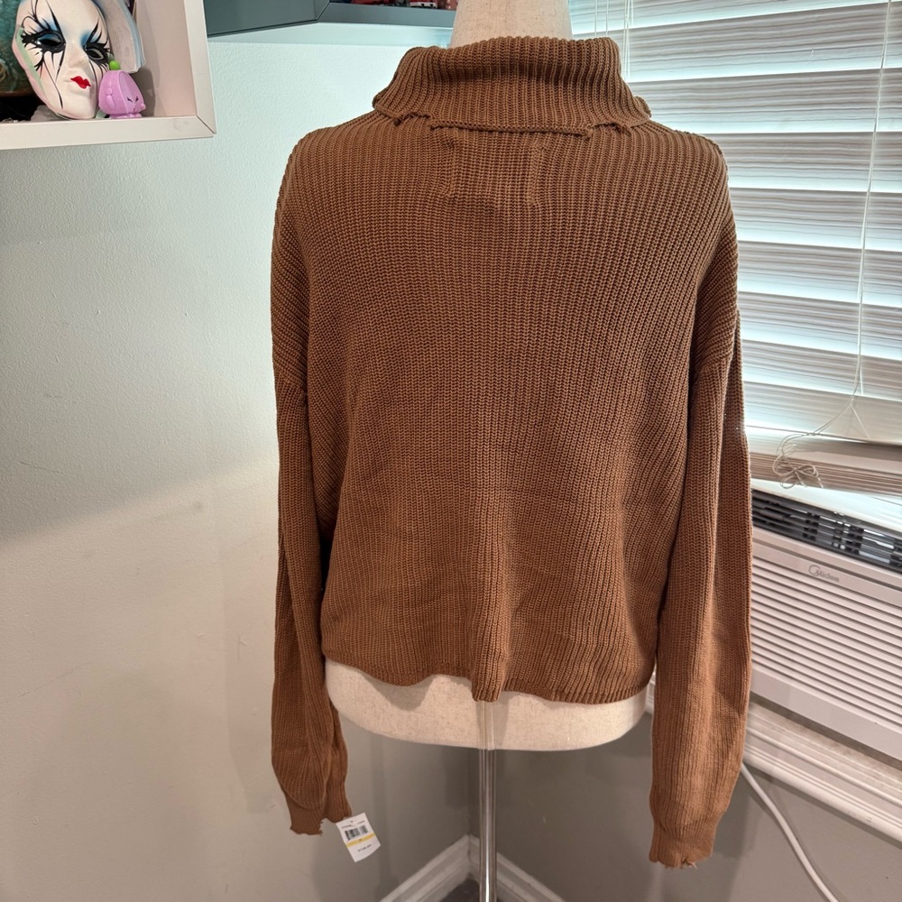 PISTOLA Brandy Turtleneck Pullover in Walnut - Picture 5 of 8
